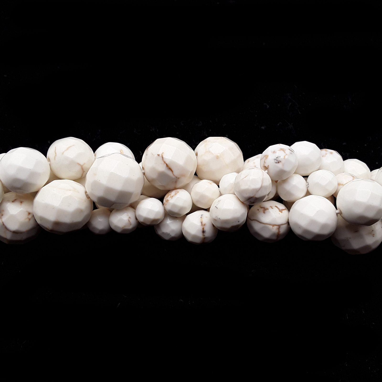 White Turquoise Faceted Round Beads 2mm 3mm 4mm 6mm 8mm 10mm 12mm 15.5″ Strand