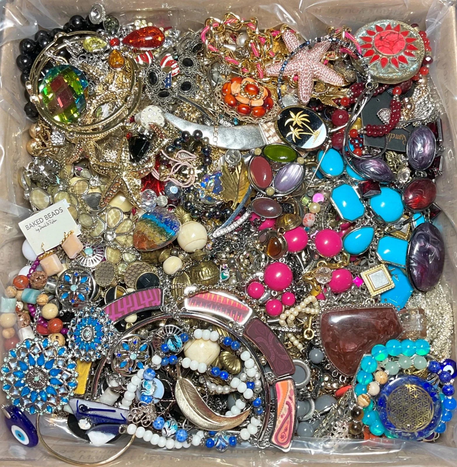 UNTESTED Vintage Modern Jewelry Junk Craft Lot Pieces Part Brooches Bracelet +++
