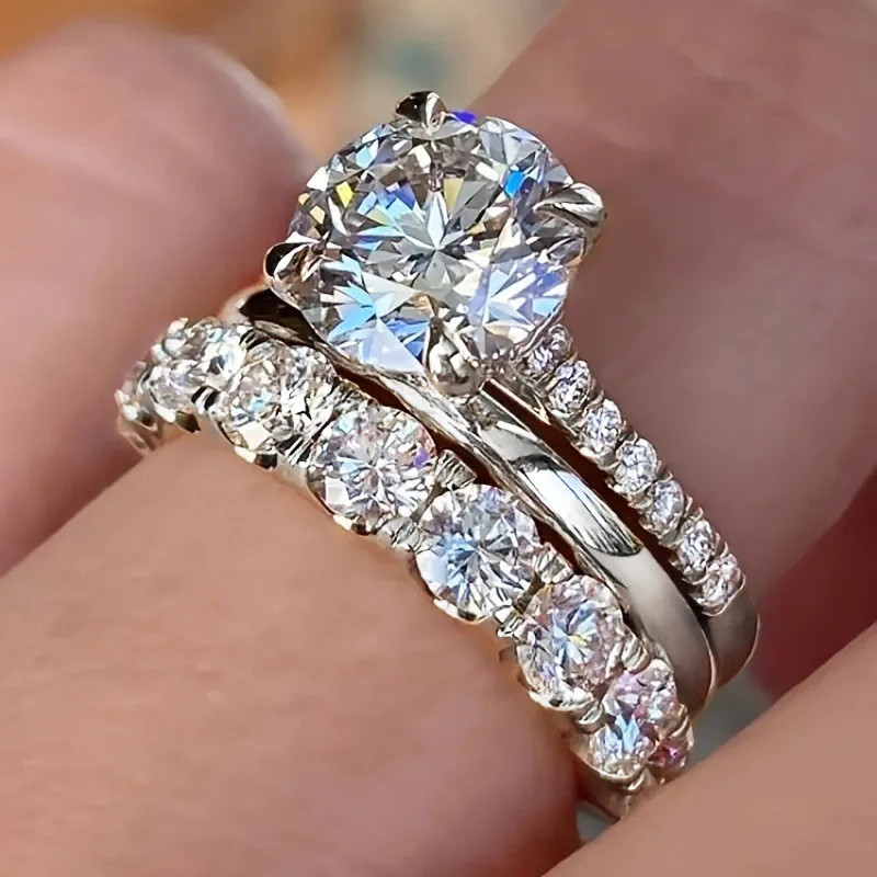 White Gold Diamond Engagement Ring Round Brilliant Cut D Color with Side Stones