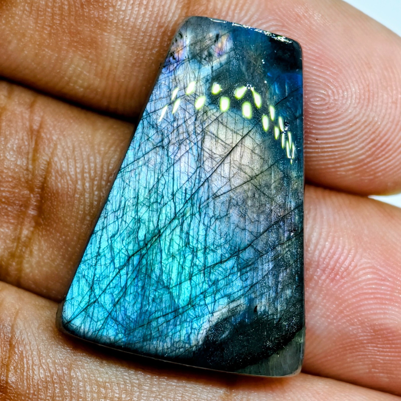 38 Cts Natural Labradorite Cabochon Gemstone For Jewelry 28.4×20.9×7.1 MM