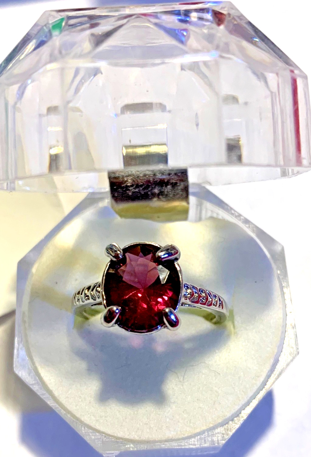 Alexandrite Color Change 9 MM Solitare Lab Creation Ring Size 8 R-3024