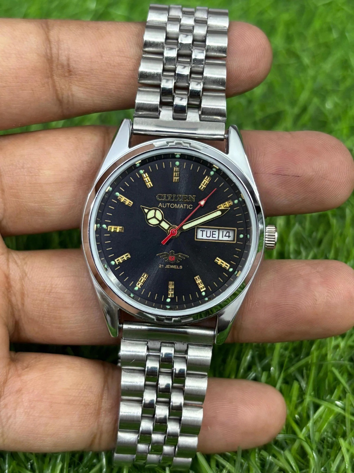 Vintage Citizen Automatic Men’s Steel Day date Japanese refurbished wrist watch
