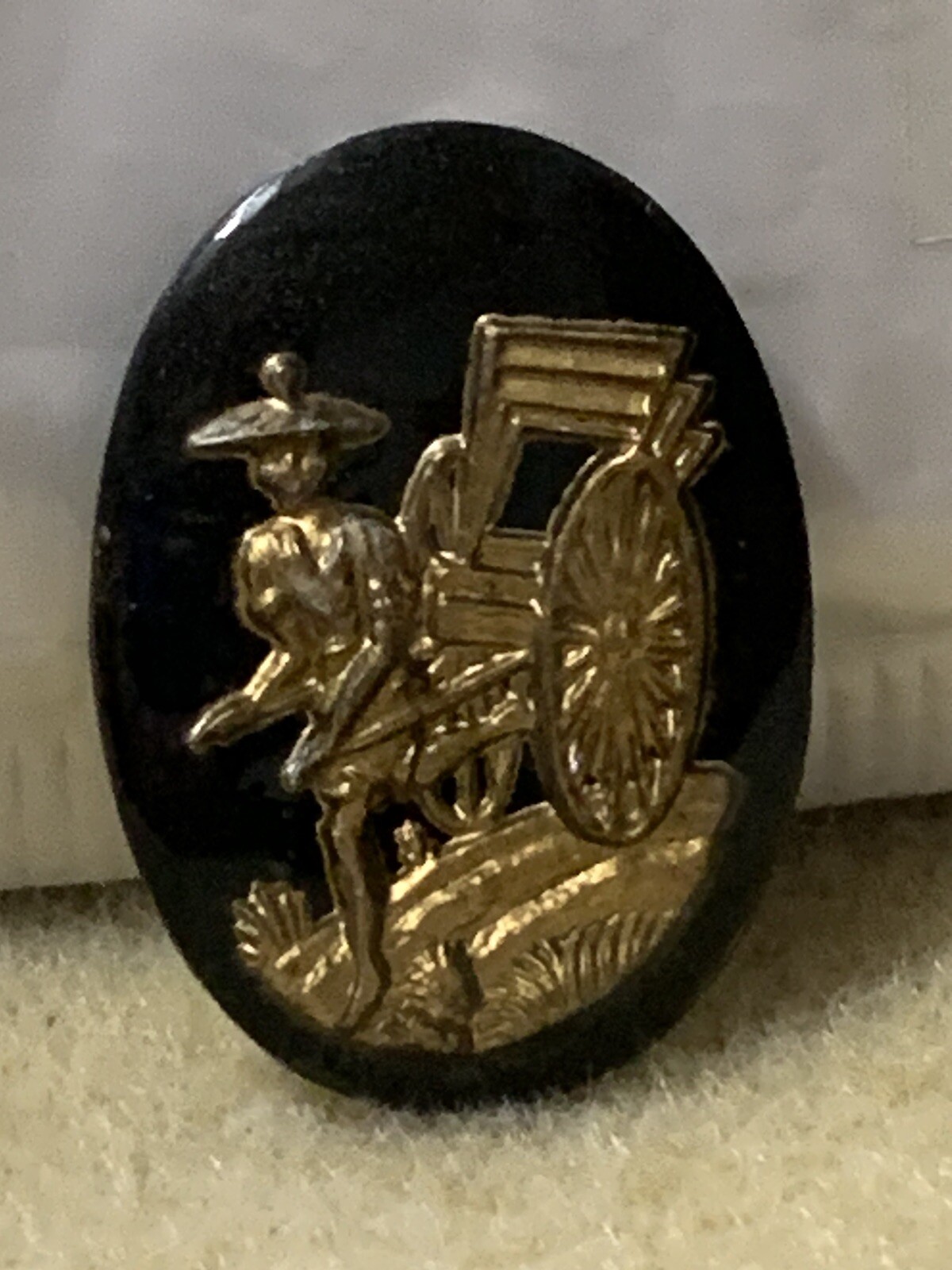 *INVENTORY SALE*LG. ANTIQUE GERMAN CRYSTAL INTAGLIO RICKSHAW BLK./GOLD 30X22MM
