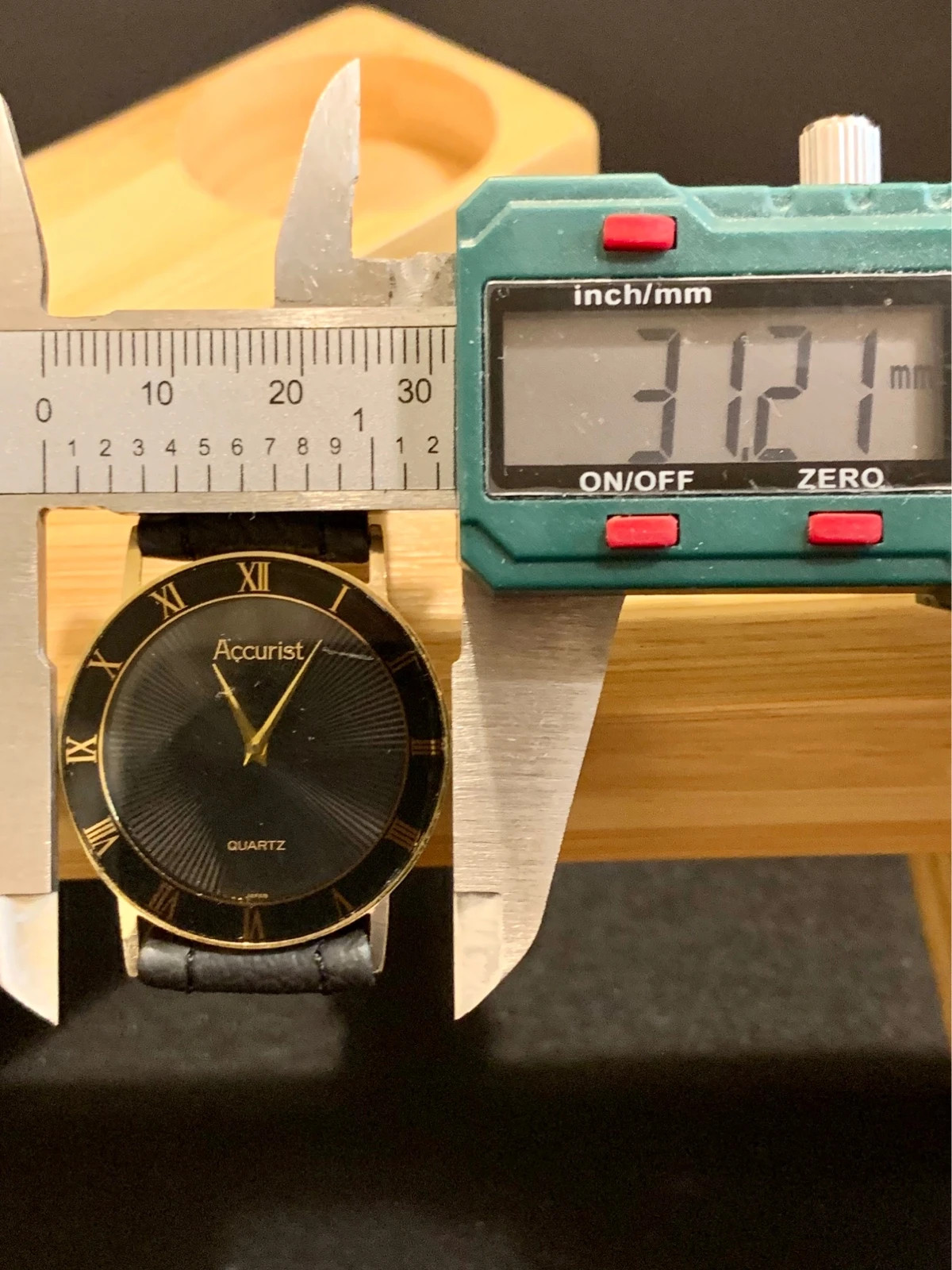 Accurist Ultra Slim Watch 31mm Black Dial Gold Tone New Leather Strap Working