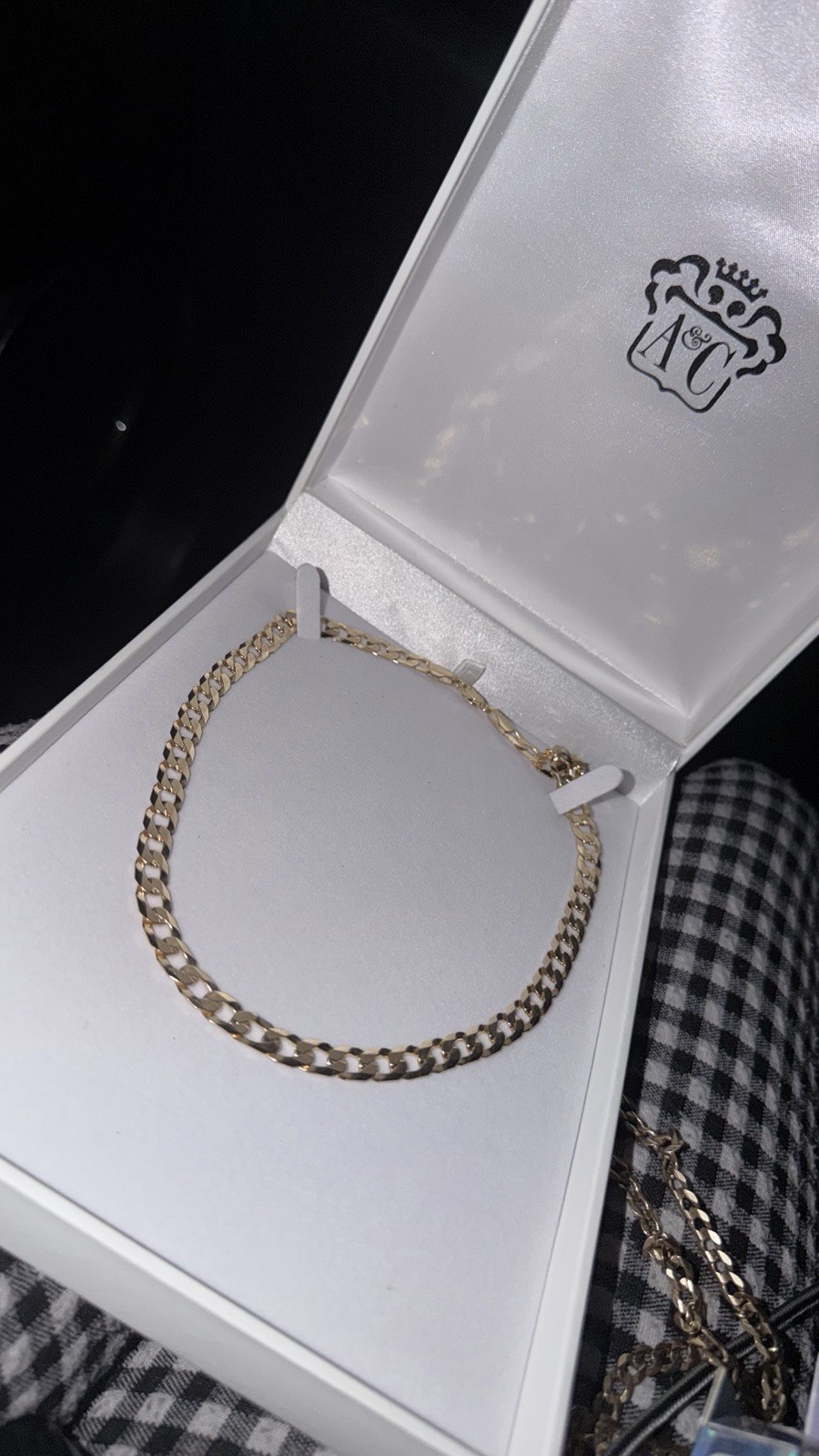 10mm 9 Ct Gold Curb Men’s Chain