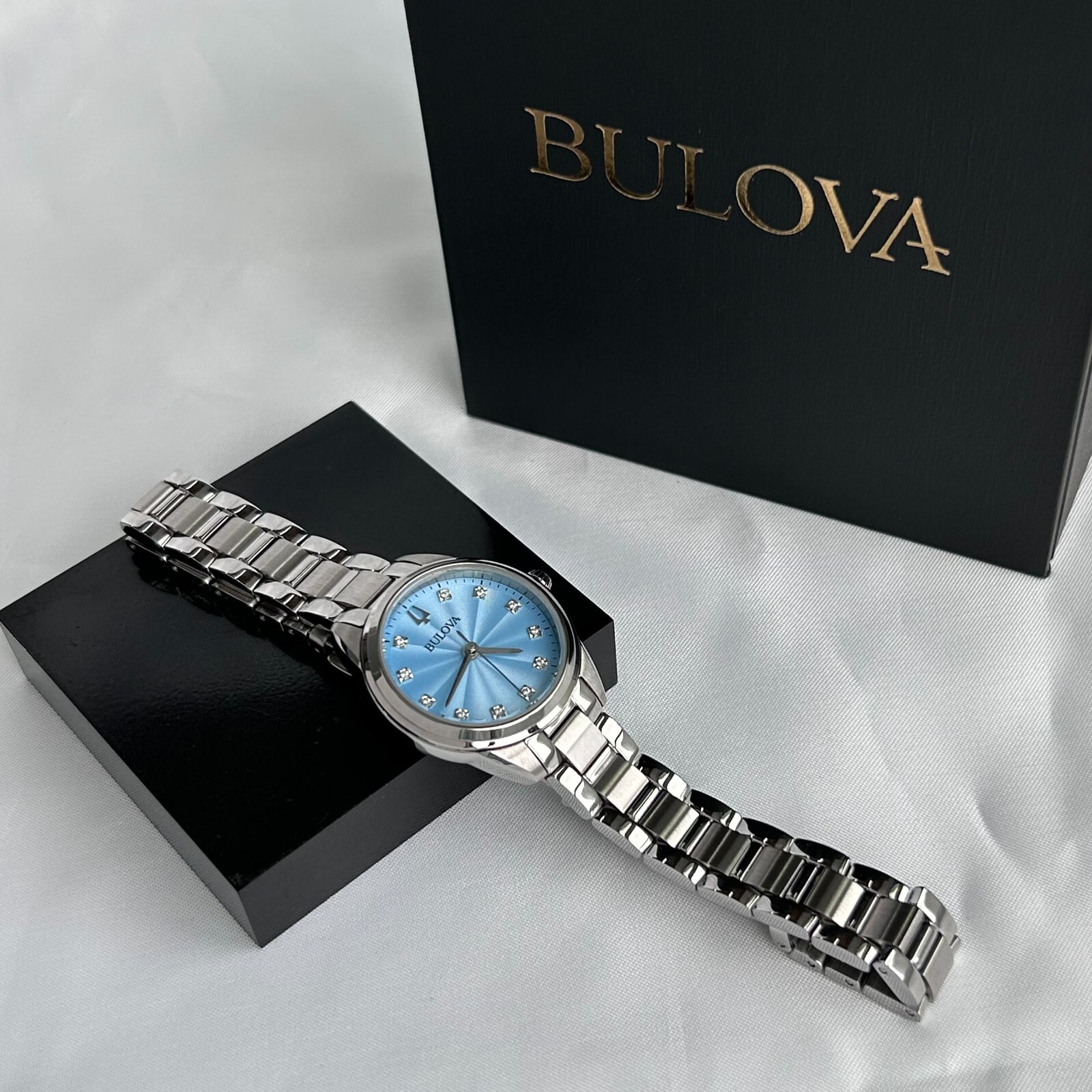 Bulova Sutton Diamond Blue Dial 96P250 Women’s 28mm Quartz Watch-New w/box