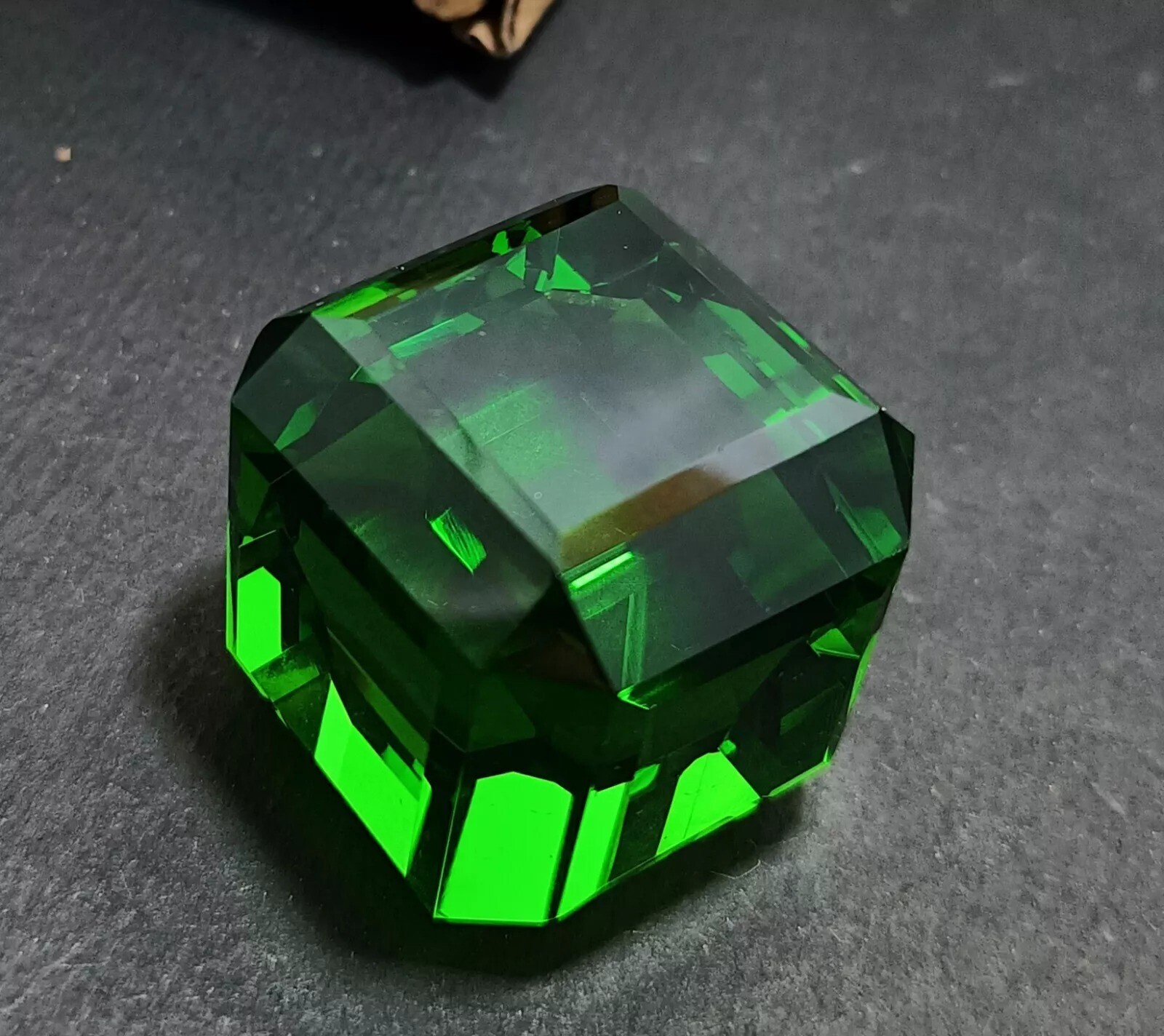 257.95 Ct Brazilian Cube Cut GREEN Topaz Loose Natural EGL Certified A++Gemstone