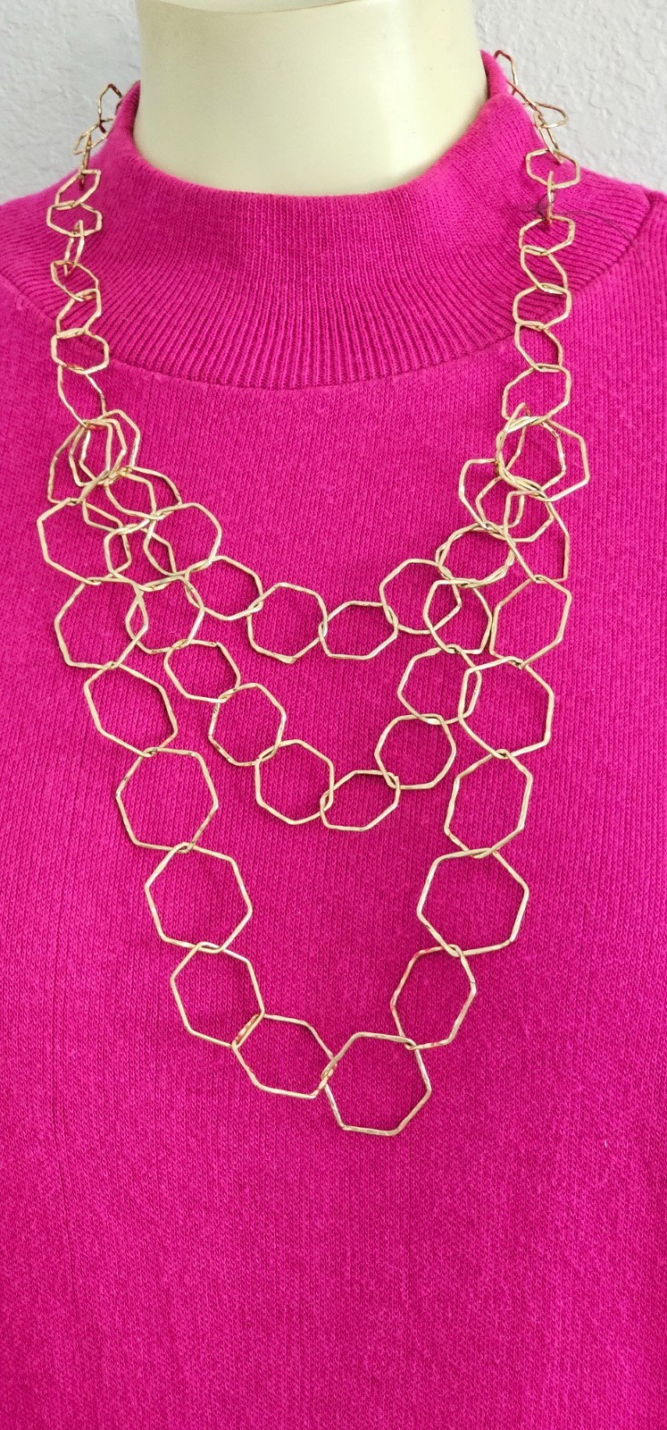 CHICOS women necklace gold tone NWOT 3 bottom strands Very light weigh