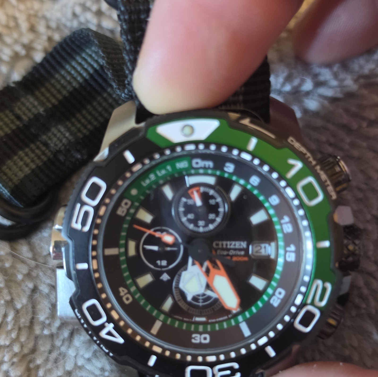 Citizen Eco-Drive Quartz Diver 200m Black Dial Date Black/Green Bezel Nylon