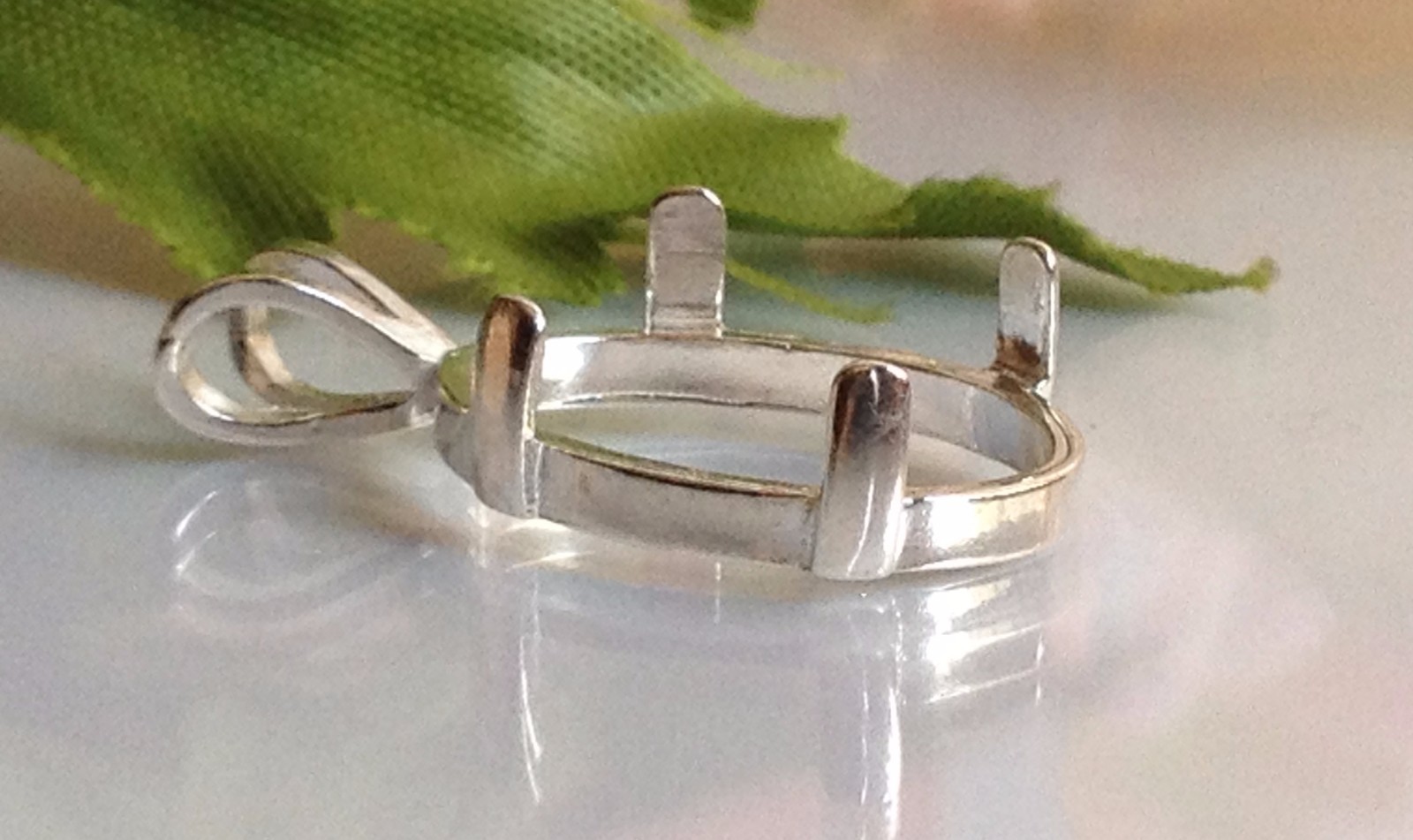 Sterling Silver Oval Cabochon Pre-Notched Pendant Setting (6×4-22x10mm)