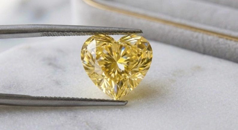 2 CT Fancy Yellow Color Heart Cut VVS1 Lab Grown Diamond Premium gemstone 8×8 mm