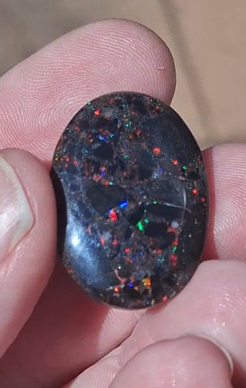 30cts Jundah treated matrix opal. Bright multicolour patterns on both sides