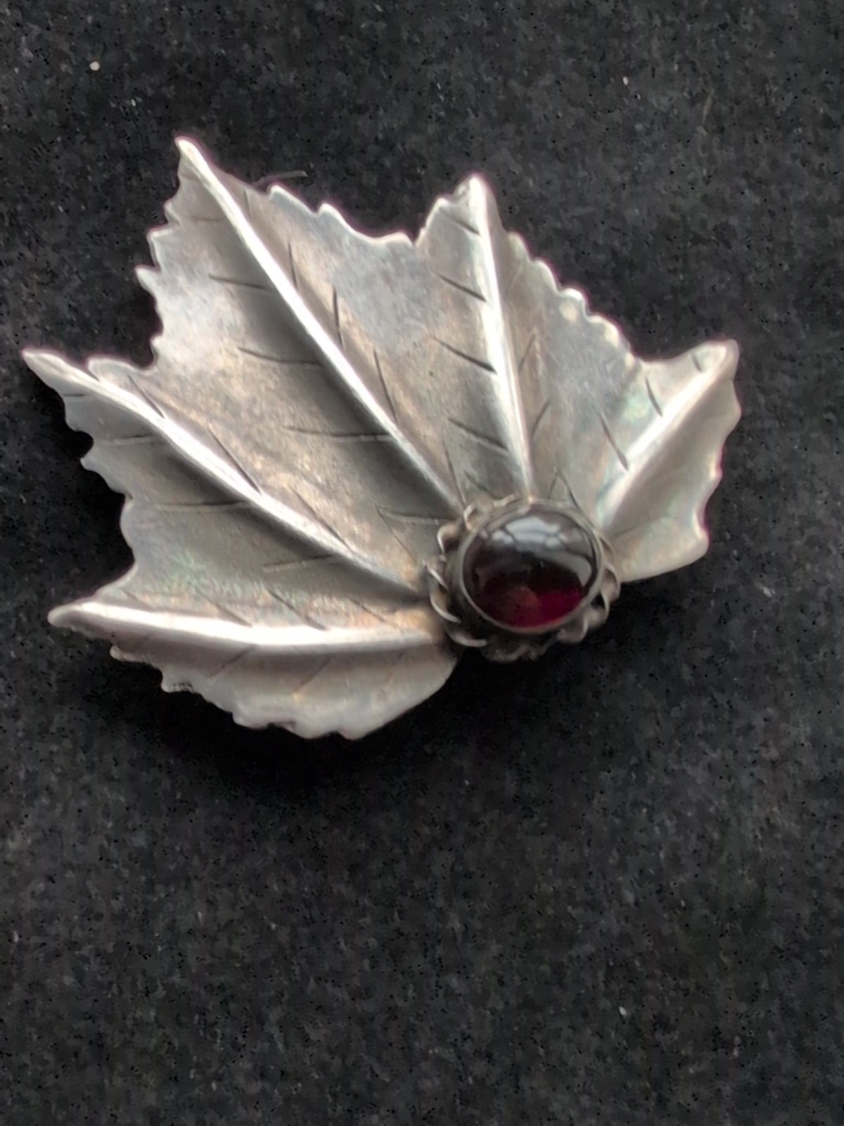 Heavy Canadian Maple Leaf Brooch Appx 5ct Pigeon Blood Rhodolite Garnet Cabochon