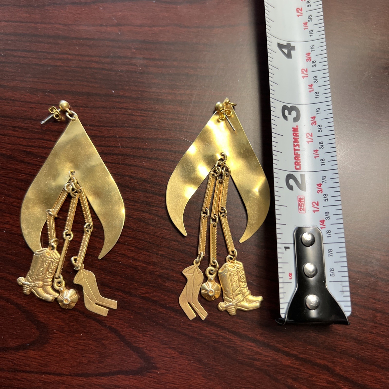 Stylish Costume Jewelry Earrings – Fashion Statement or Everyday Wear