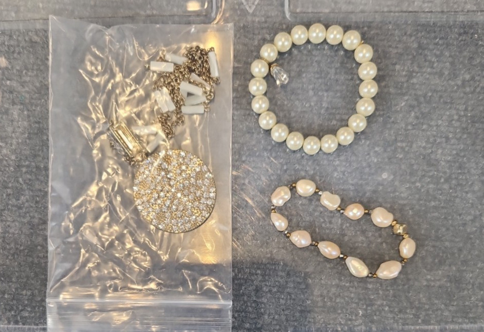 Jewelry Wearable Mother of the Bride Collection 5 Lbs #700 See Description