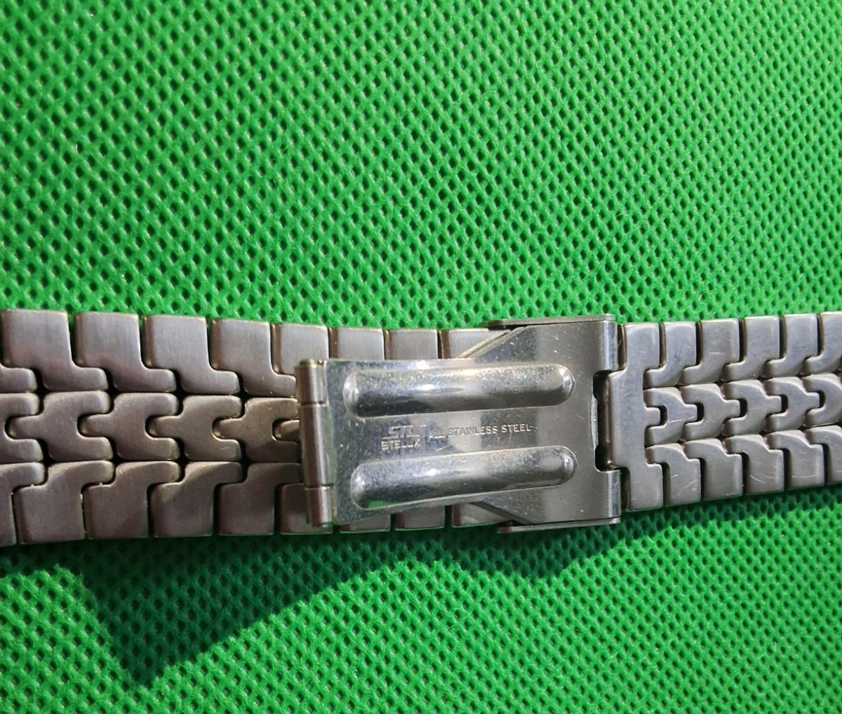 New Mido Stainless Steel Wrist Watch Bracelet 24 mm.