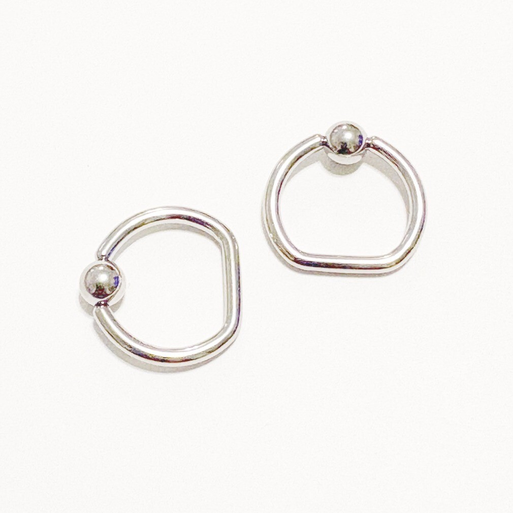 PAIR “D” SHAPE 316L Surgical Steel 14, 12 & 10g 12mm Diameter 5mm Balls.