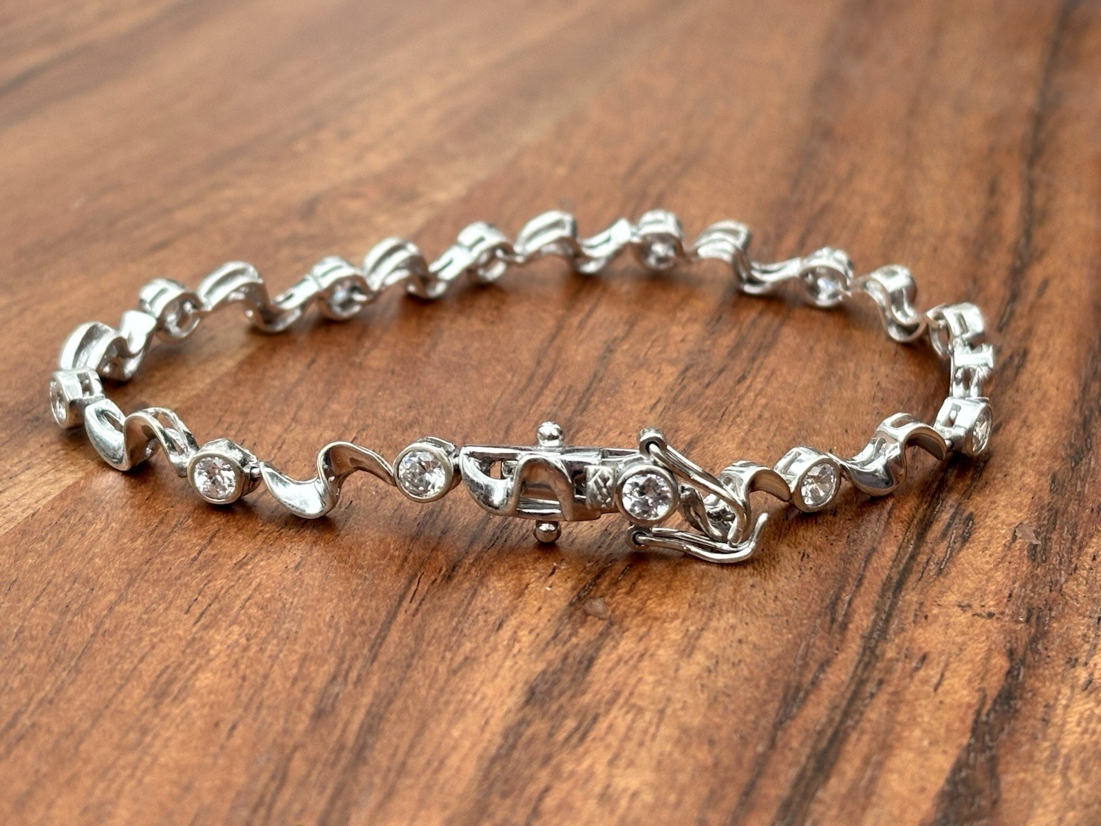 Vintage 925 Sterling Silver CZ Tennis Bracelet Wave Link CZ 7” Woman’s Jewelry