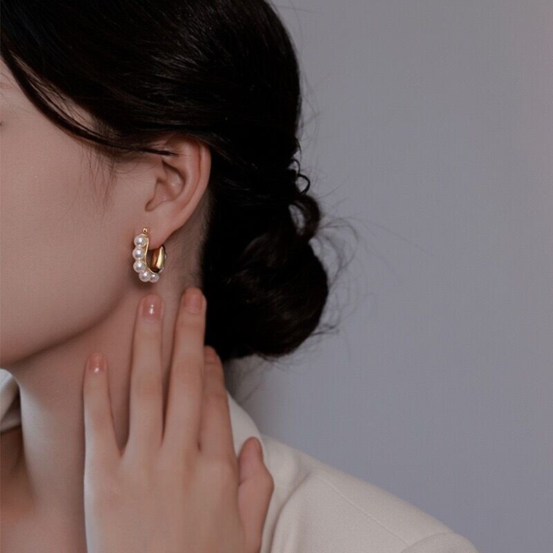 Fashion Woman 14K Gold Plated Pearl Earring Clip Hoop Huggie Ear Drop Dangle