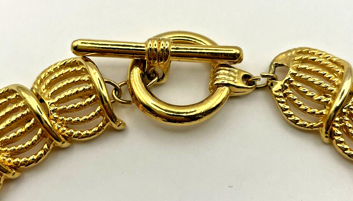 Vintage Napier 1980s Scalloped Gold Tone Necklace 17″ Unsigned