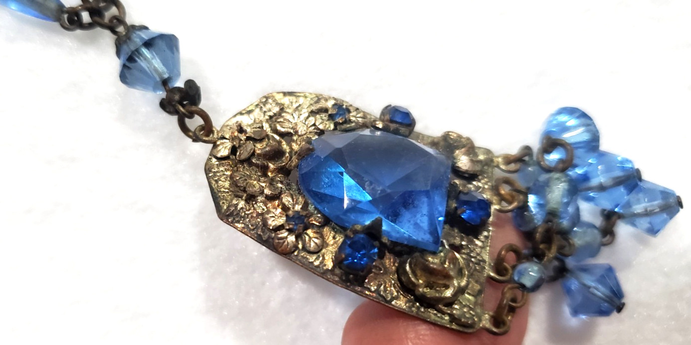 Vintage/Antique Czech Art Deco Vibrant Blue Glass Handcrafted Necklace
