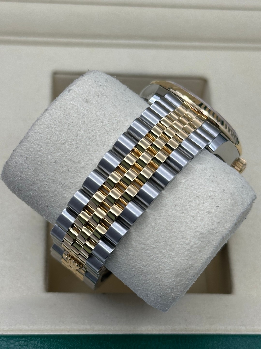 Rolex 278273 Rhodium Diamonds Dial