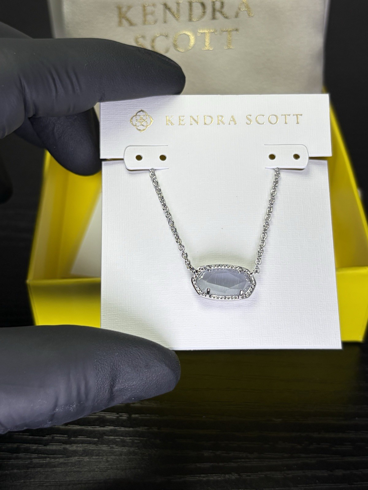 Kendra Scott Silver Tone Cable Chain Necklace w/ Oval Gray Prong Pendant