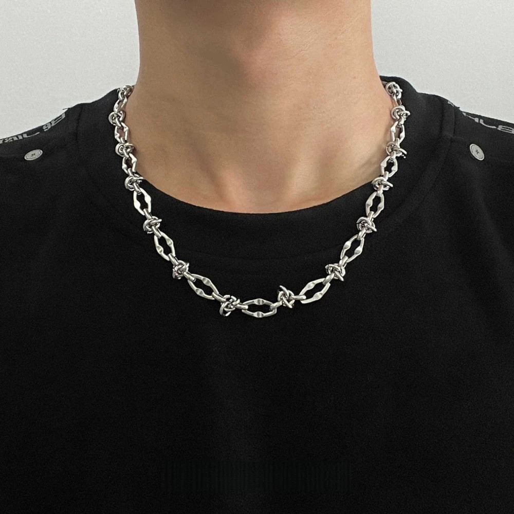 New Hip Hop Thorn Knot Necklace For Man Woman Non Fading Titanium Steel Clavicle