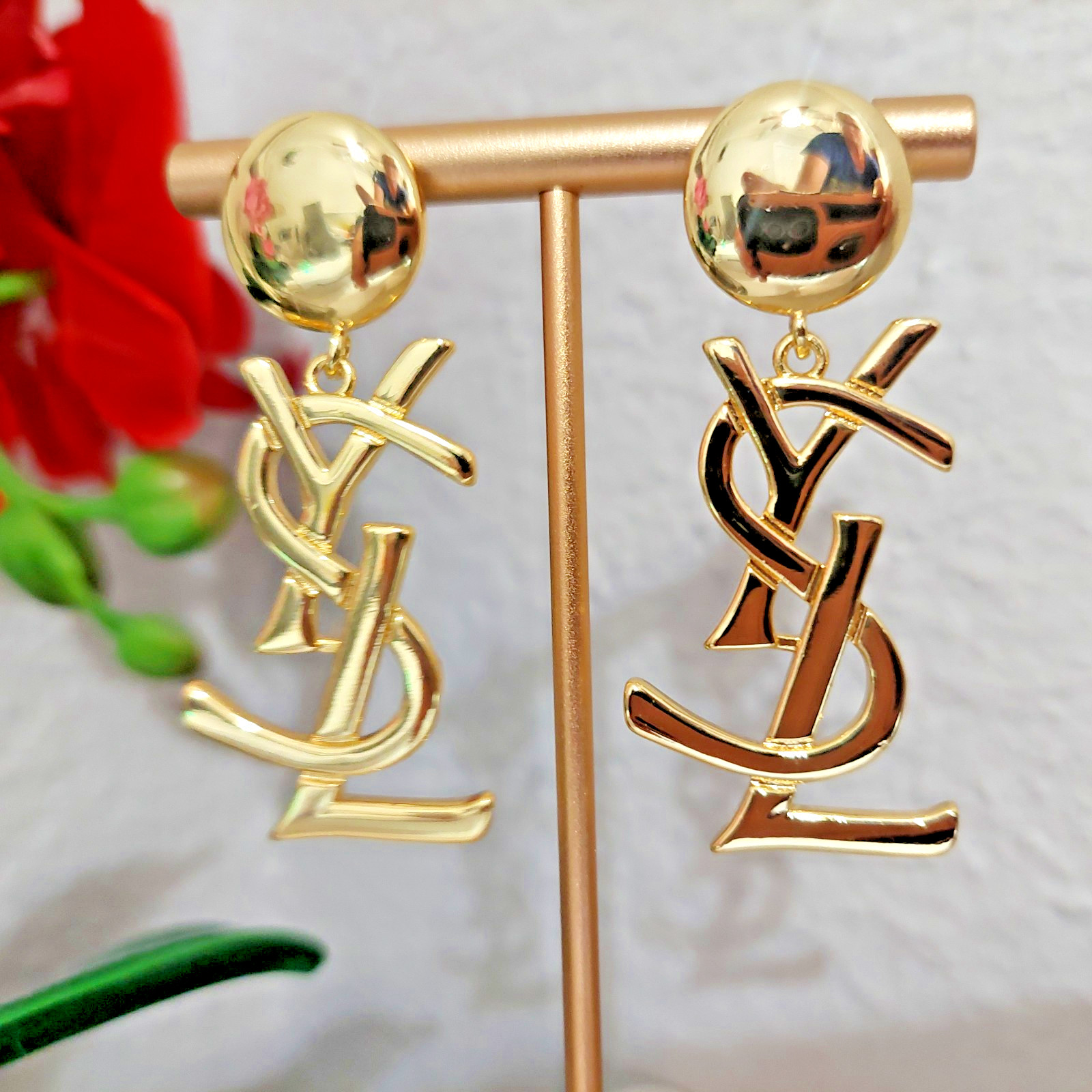 Auth. YVES SAINT LAURENT YSL Dangle Drop Large LOGO EARRINGS Gold Tone