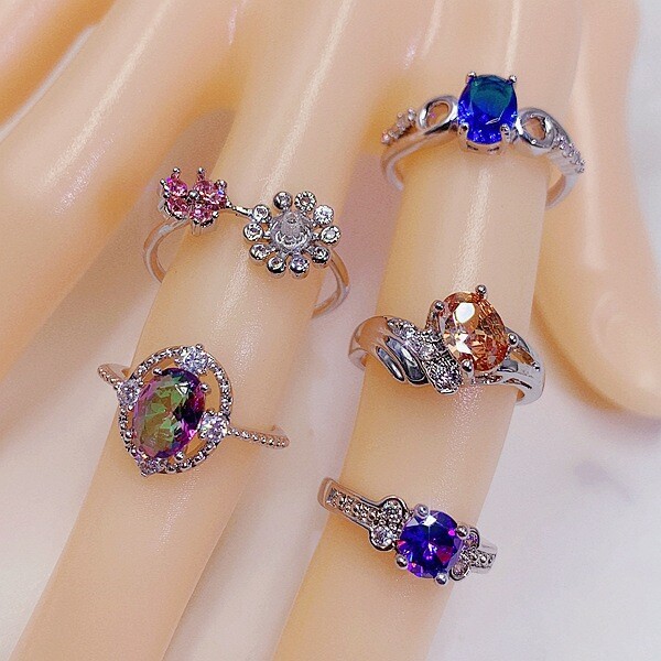 5‑100Pcs Bulk Mixed Colorful Crystal Rings Wholesale Women Finger Band Jewelry