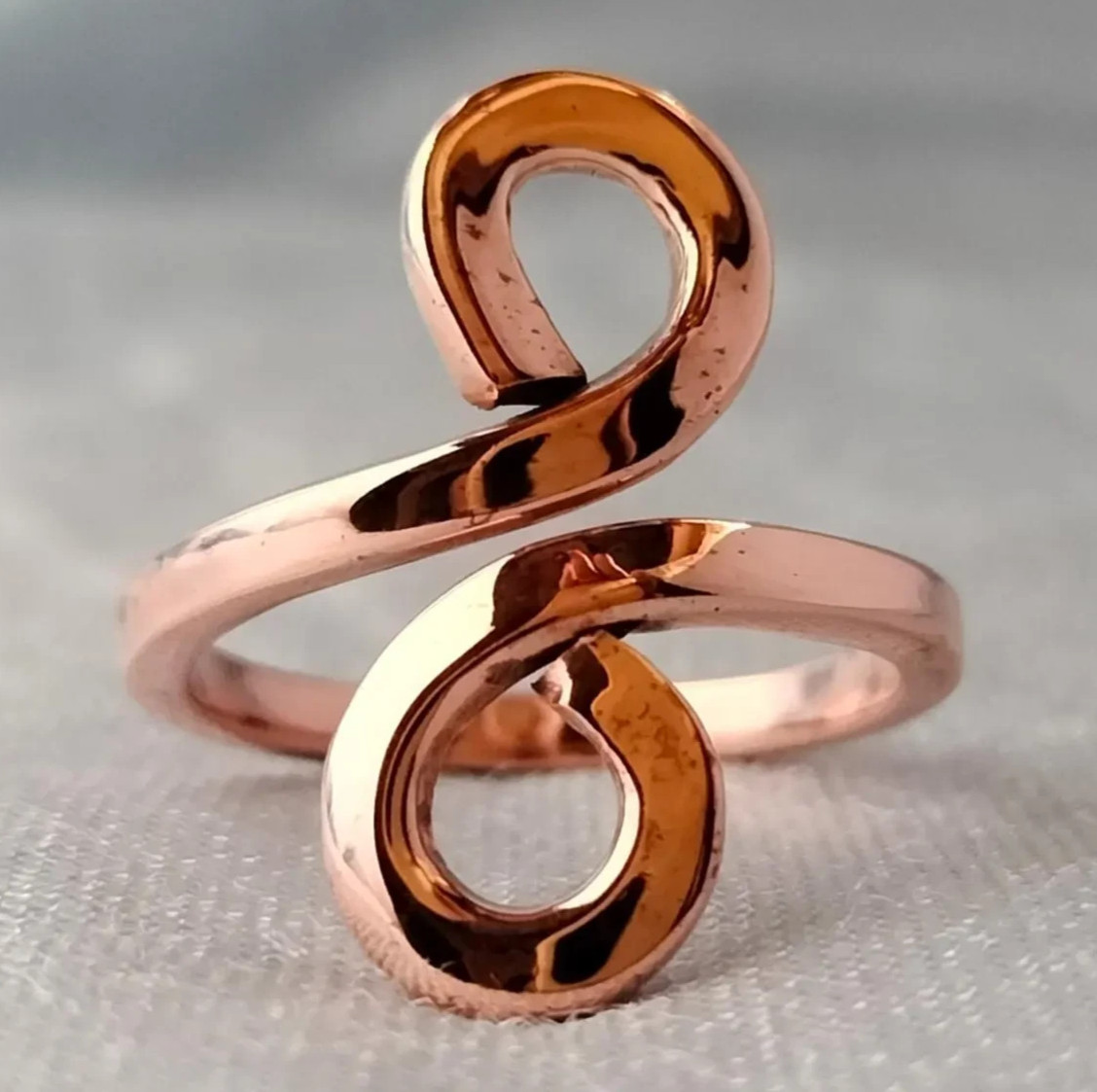Solid Pure Copper Minimalist Healing Ring, Handmade, Unisex, Bypass Ring