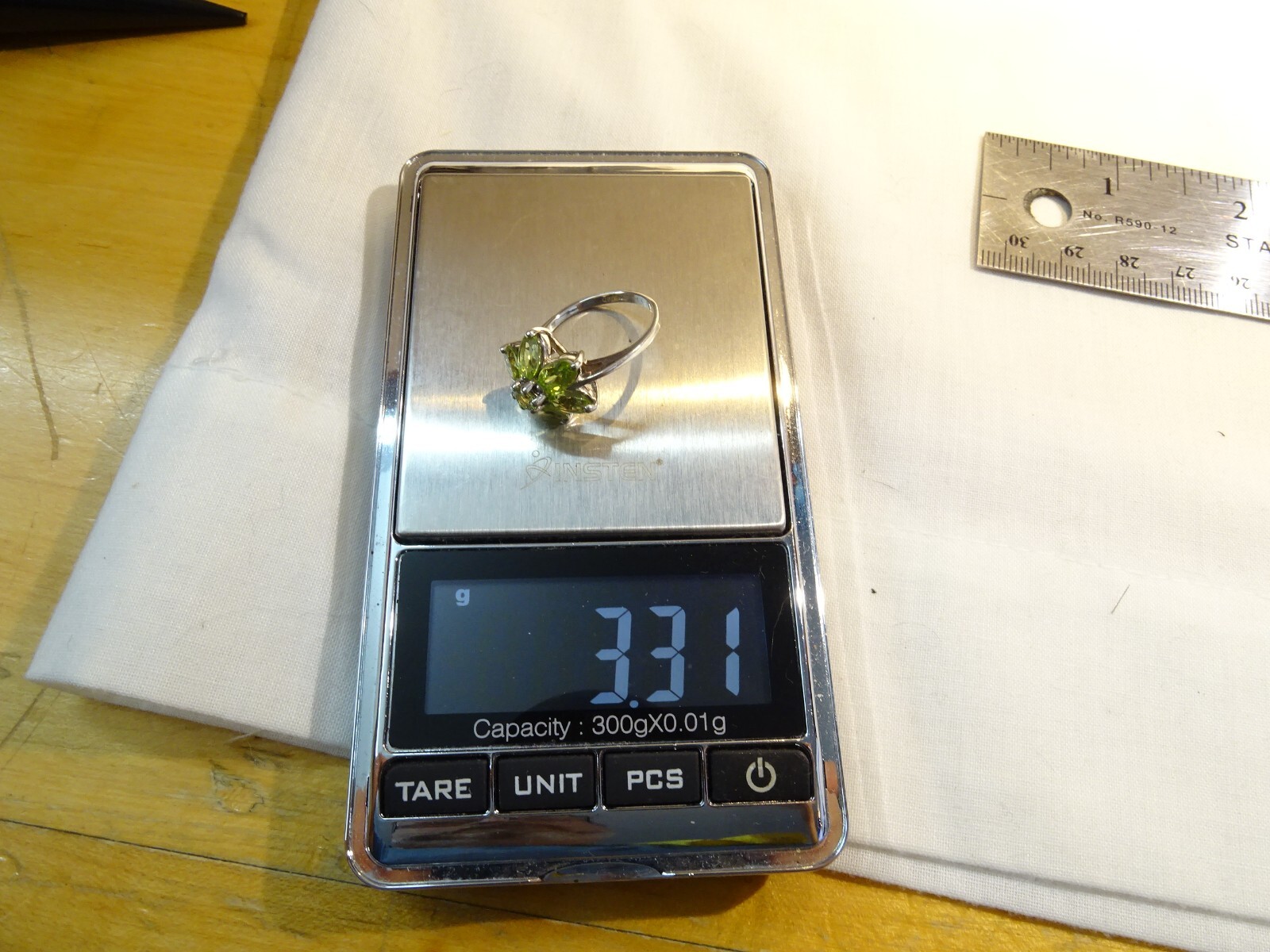 Very Nice Sterling Silver Light Green Tourmaline Classic Flower Size 6 Ring