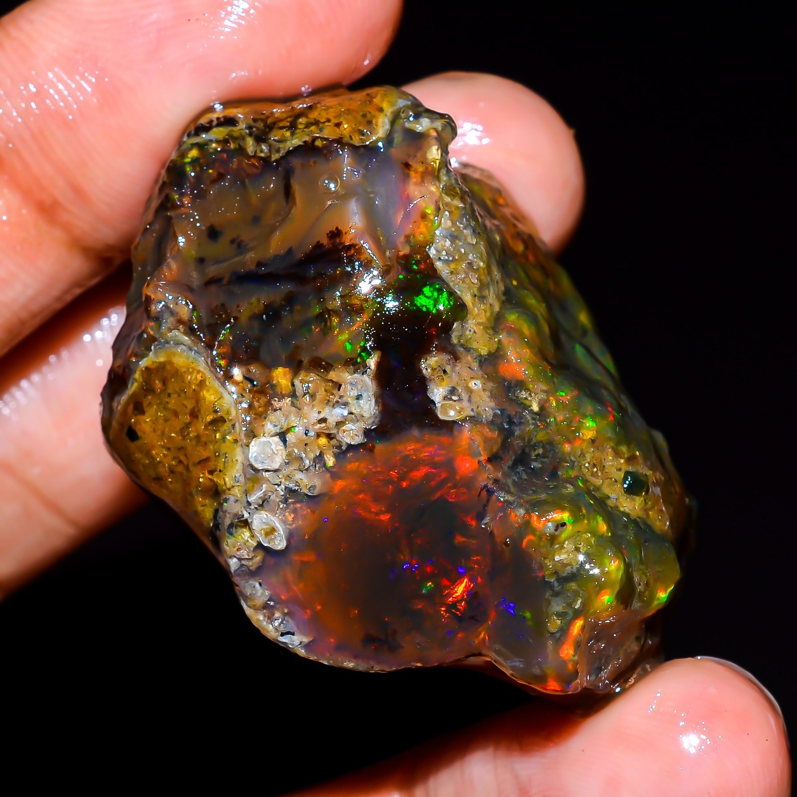 84.50 Ct Fire Opal Ethiopian Natural Oil Rough Gemstone For Jewelry 37x27x17 mm