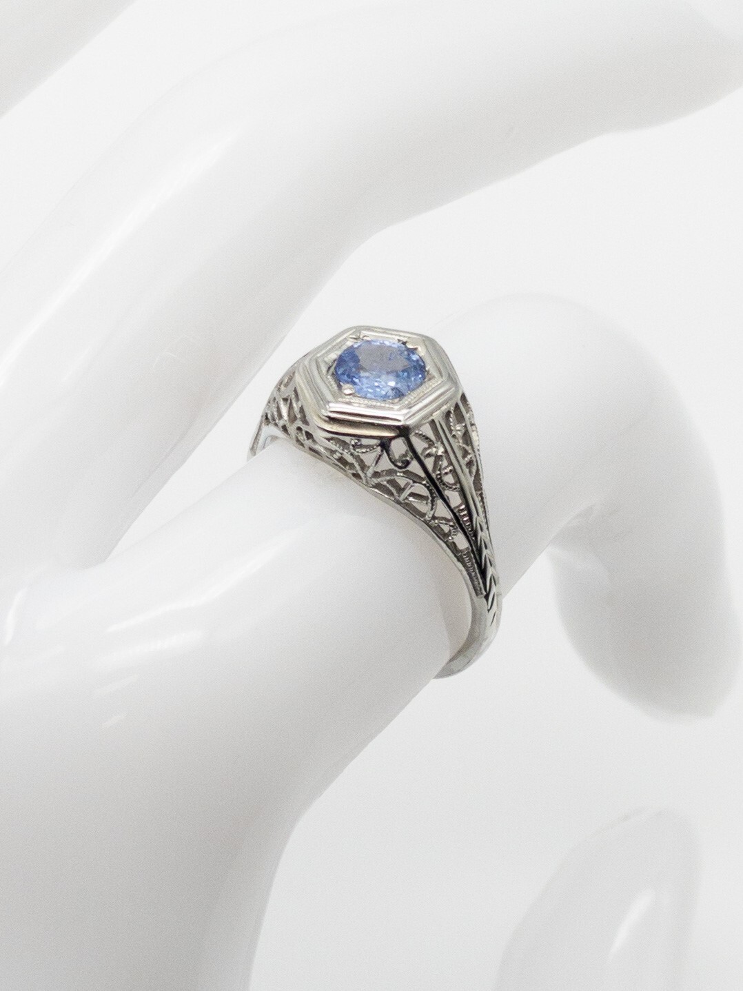 Antique 1920s $2400 .75ct Ceylon Blue Sapphire 18k White Gold Filigree Ring