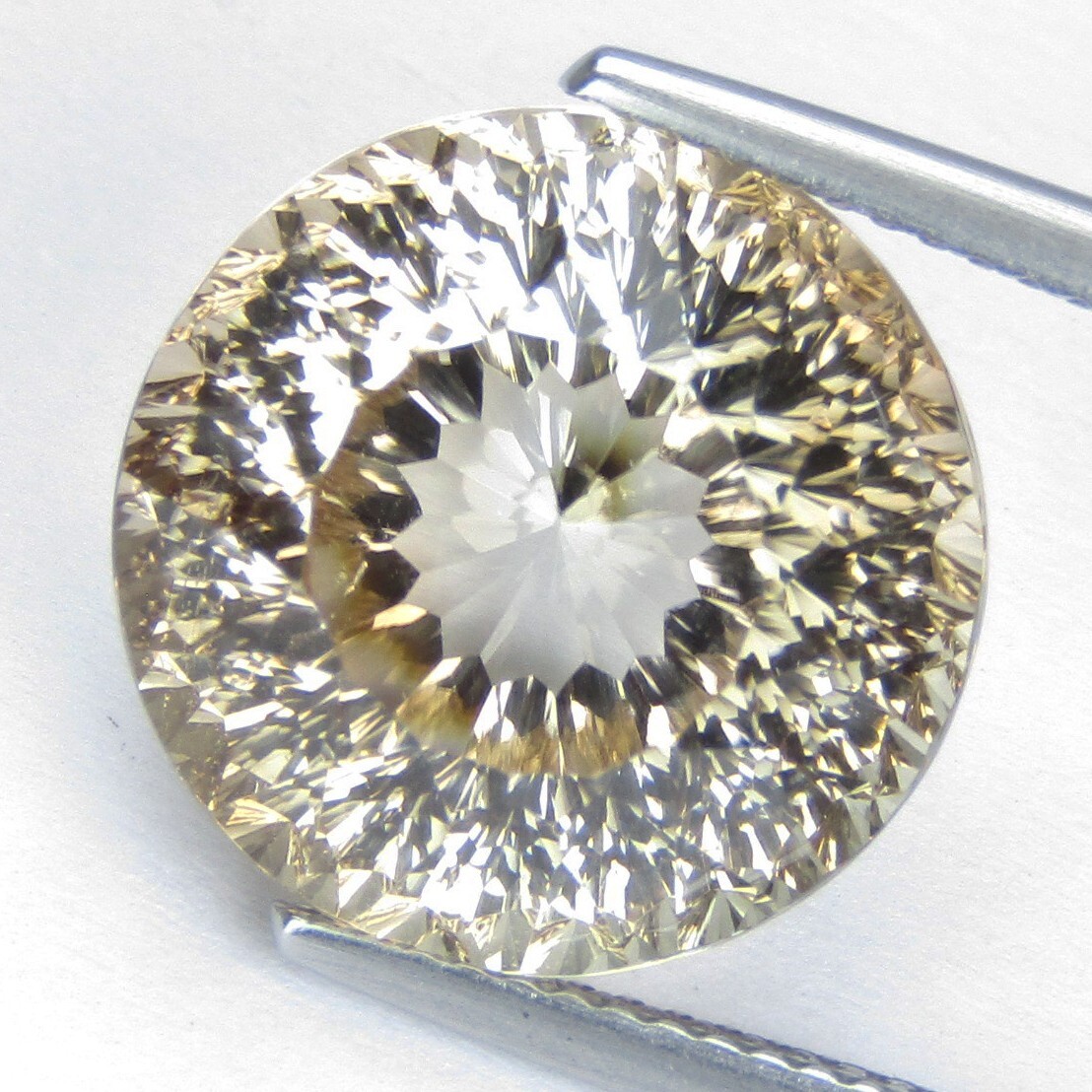 15.70Cts Natural Champagne Topaz 14.4mm Round Laser Cut Loose Brazil Gemstone