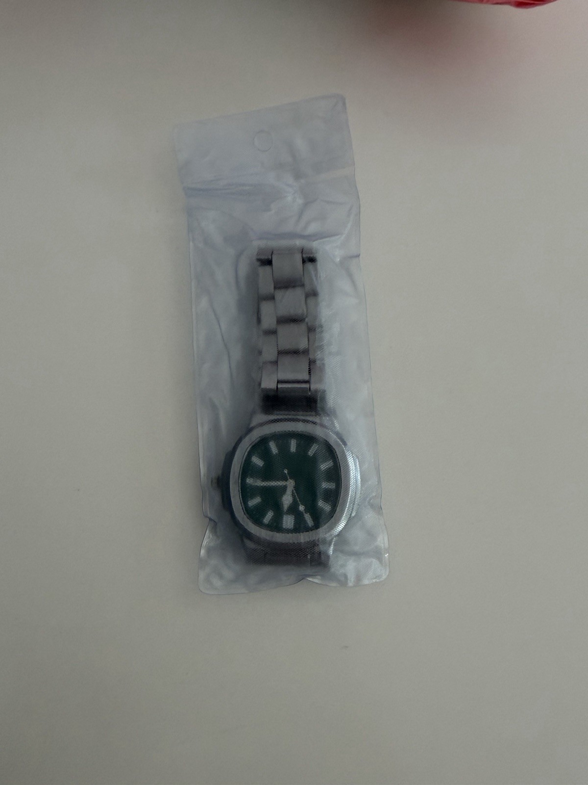 Quartz Analog Watch Green Dial SS Bracelet Cushion Case Stick Indices