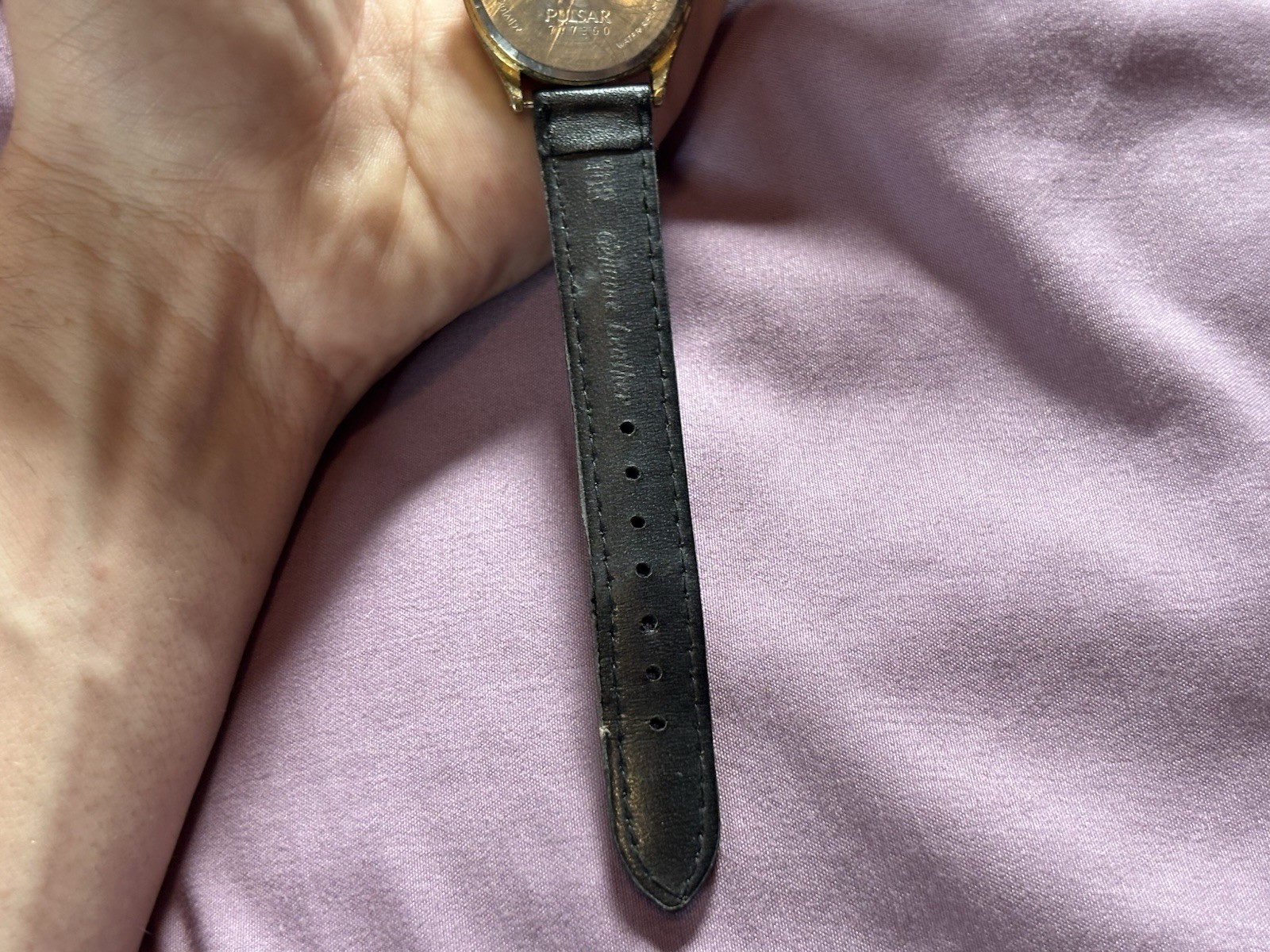 Vintage Pulsar Watch Mens 717300 Japan Y147-6020 For Parts Not Working As Is