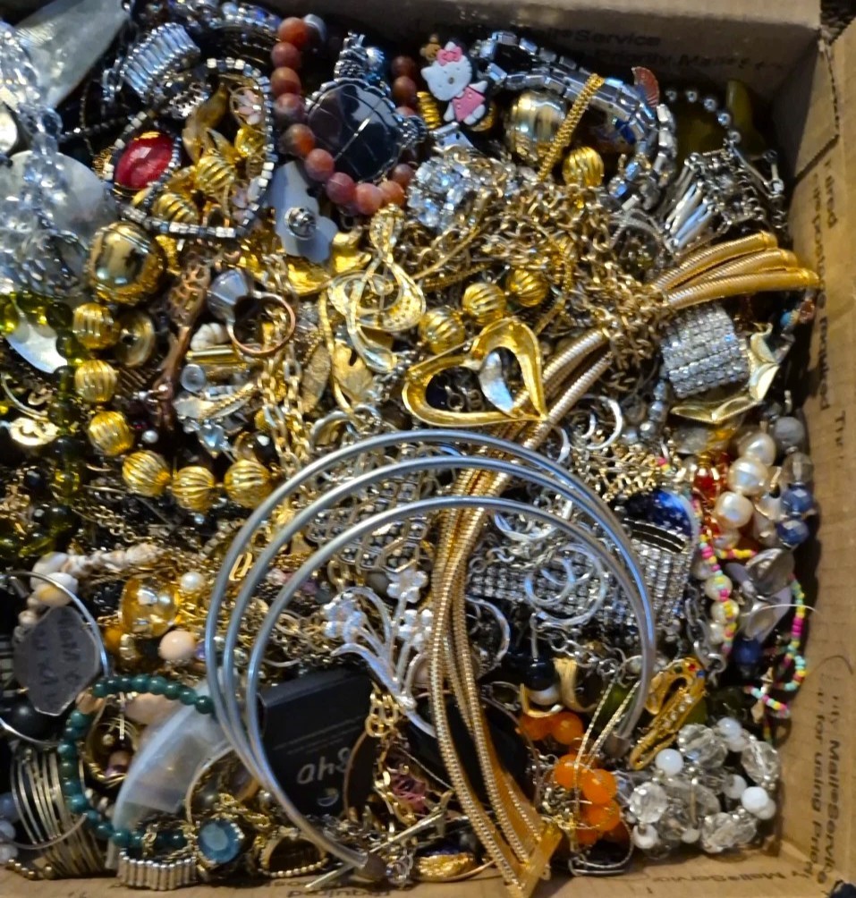3 Lbs Jewelry Lot Vintage & New Junk & Wear Resell Unsearched Tangled Mix