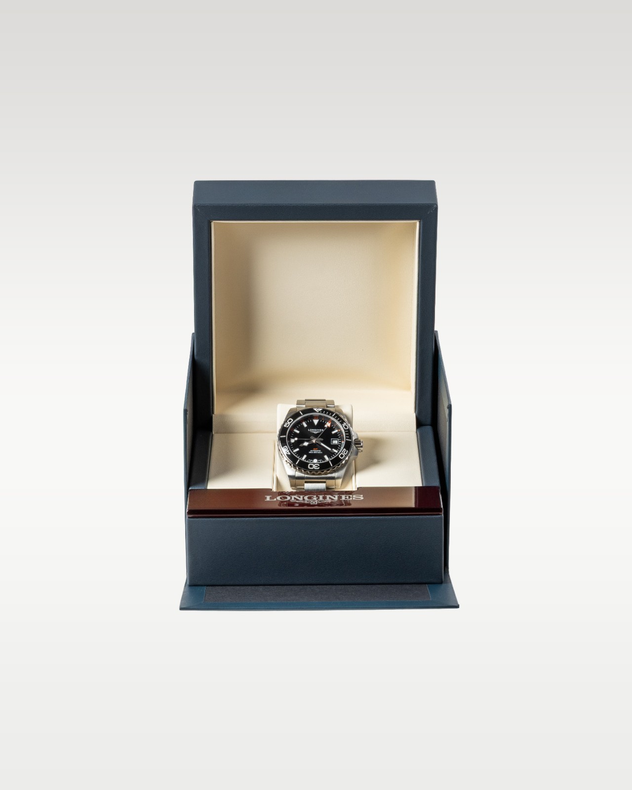 Longines HydroConquest Black Unisex Adults Watch – L3.790.4.56.6