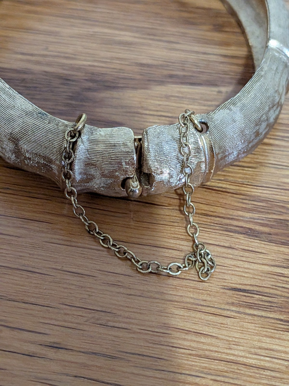 Vintage Napier Satin Brushed Gold Tone Bamboo Bangle Bracelet Safety Chain