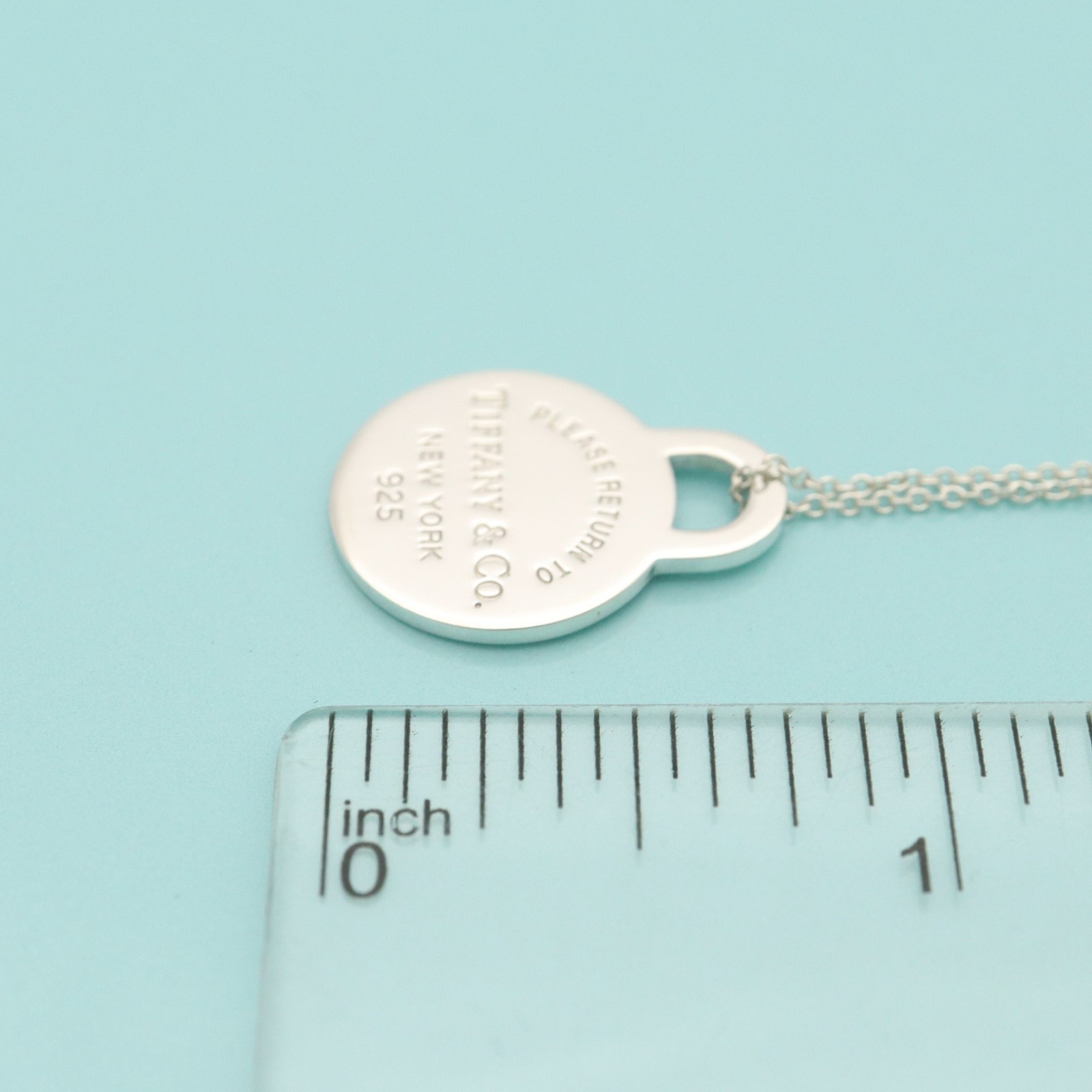 Tiffany & Co. Return to Round Tag Pendant Necklace 16″ Sterling Silver 925