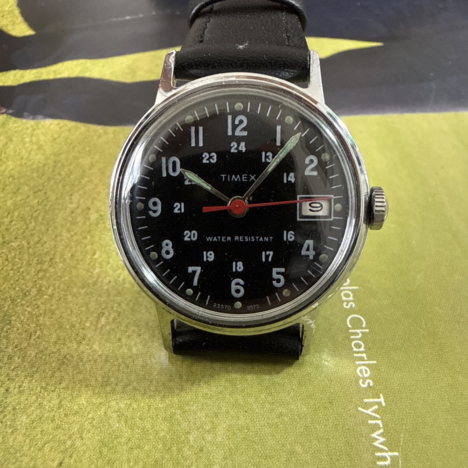VINTAGE TIMEX MILITARY MEN WRISWATCH MADE IN GREAT BRITAIN 1973