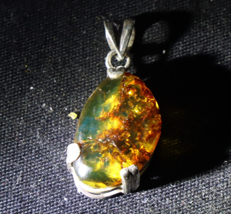 Charming Design Nat. Clear Green Orange Amber .925 Sterling Silver Pendant 35mm