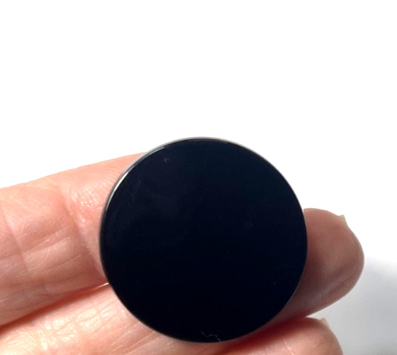 TWO (2) PIECES OF GENUINE BLACK ONYX ROUND FLAT COIN SHAPE 30 MM BELOW WHOLESALE