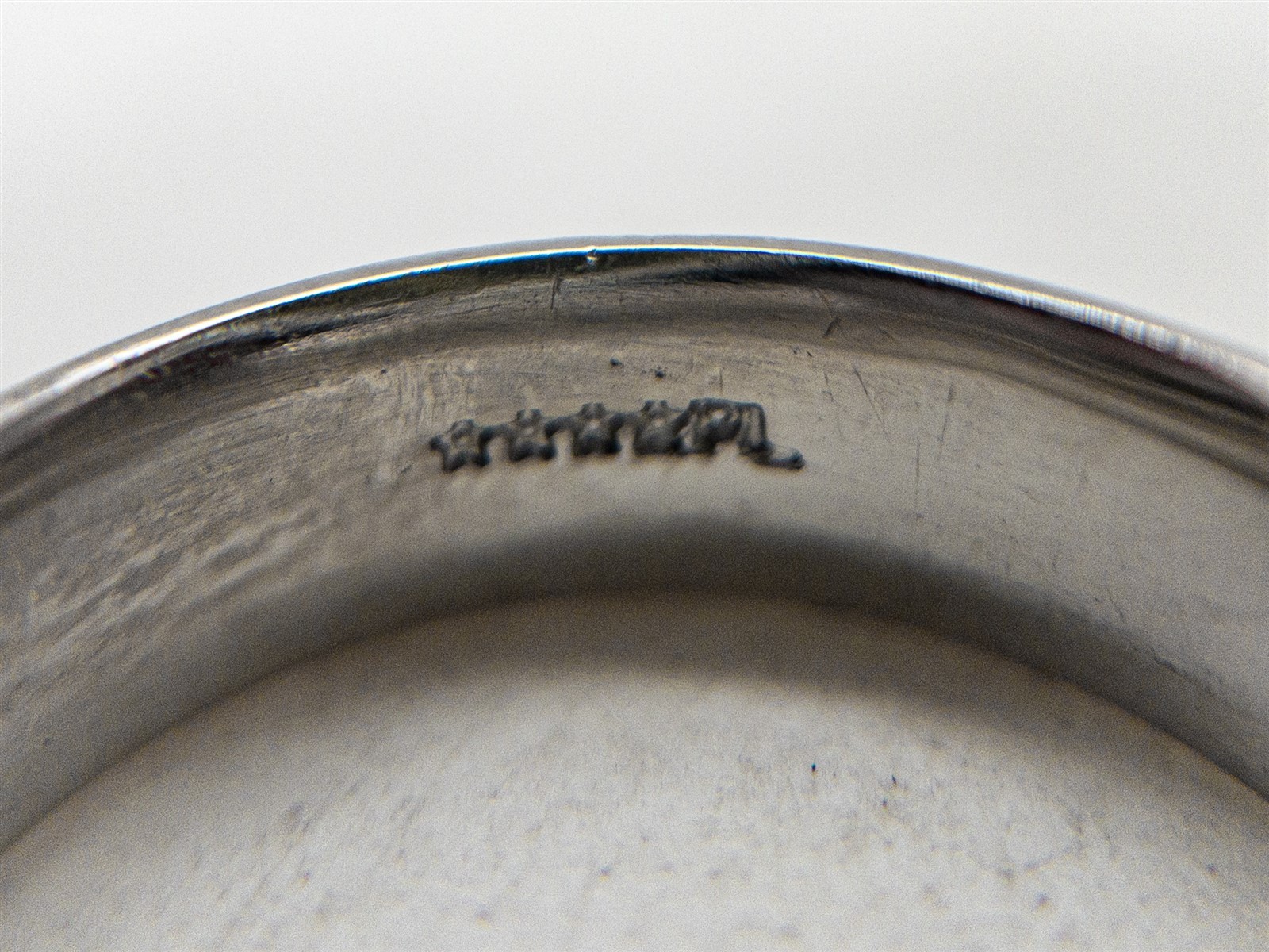 Designer $2400 7mm Platinum Wedding Band Ring SZ 8.25 11g