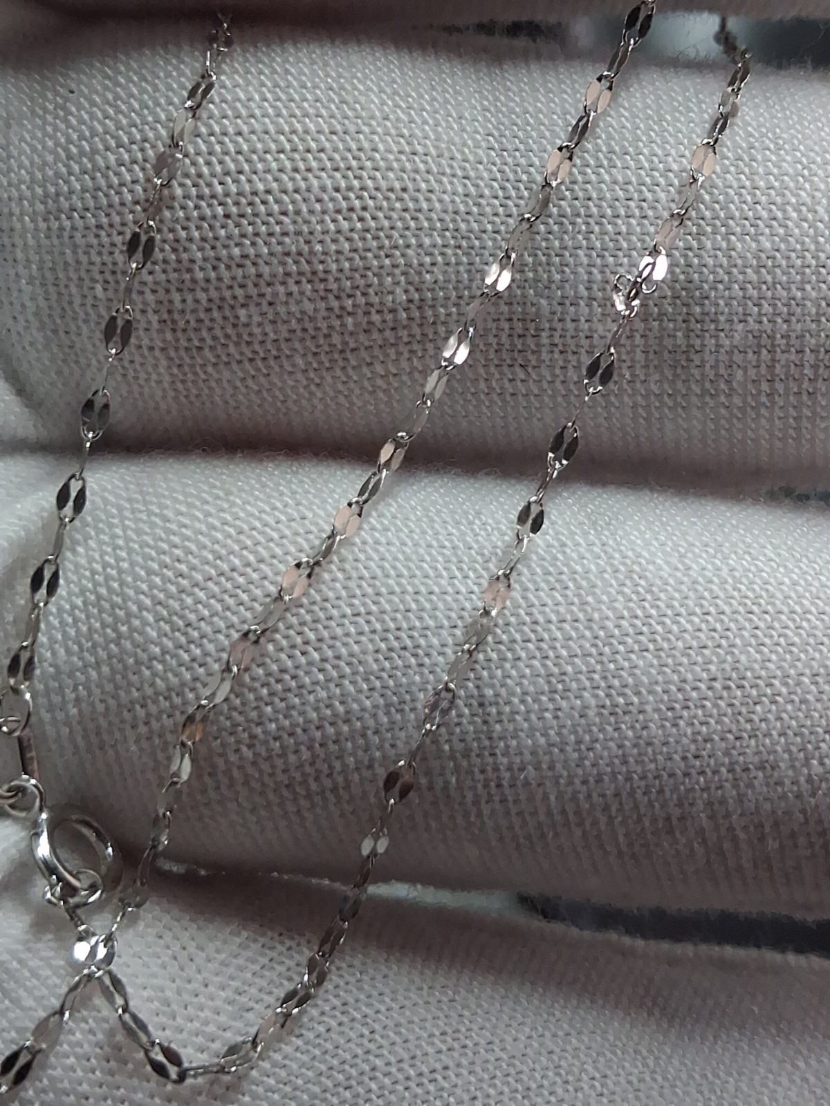 10k Solid White Gold Mirror link chain 16-inches 1.5mm