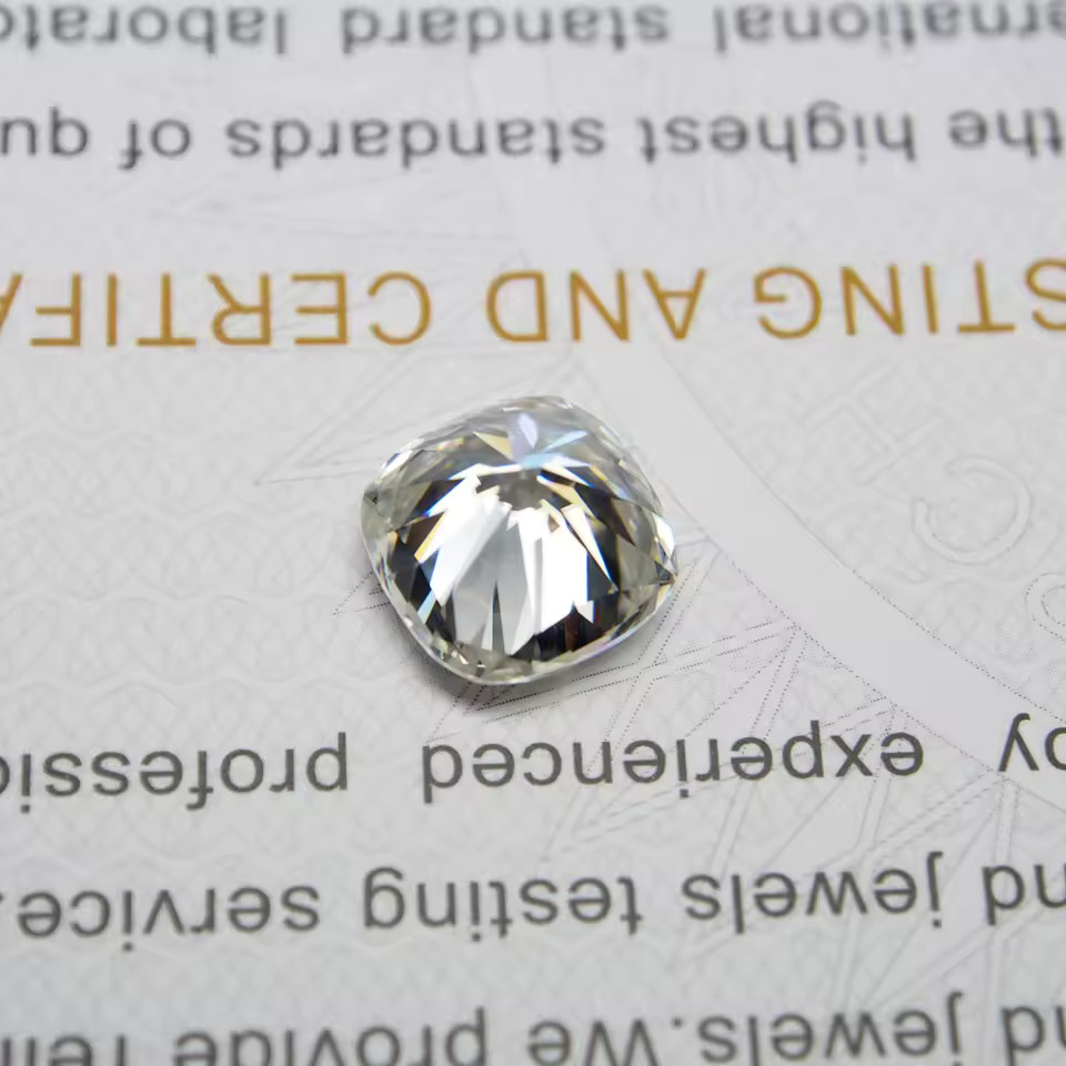 Moissanite Cushion Loose Stone D Color VVS1 GRA Certified 3mm-14mm 0.1CT-10CT