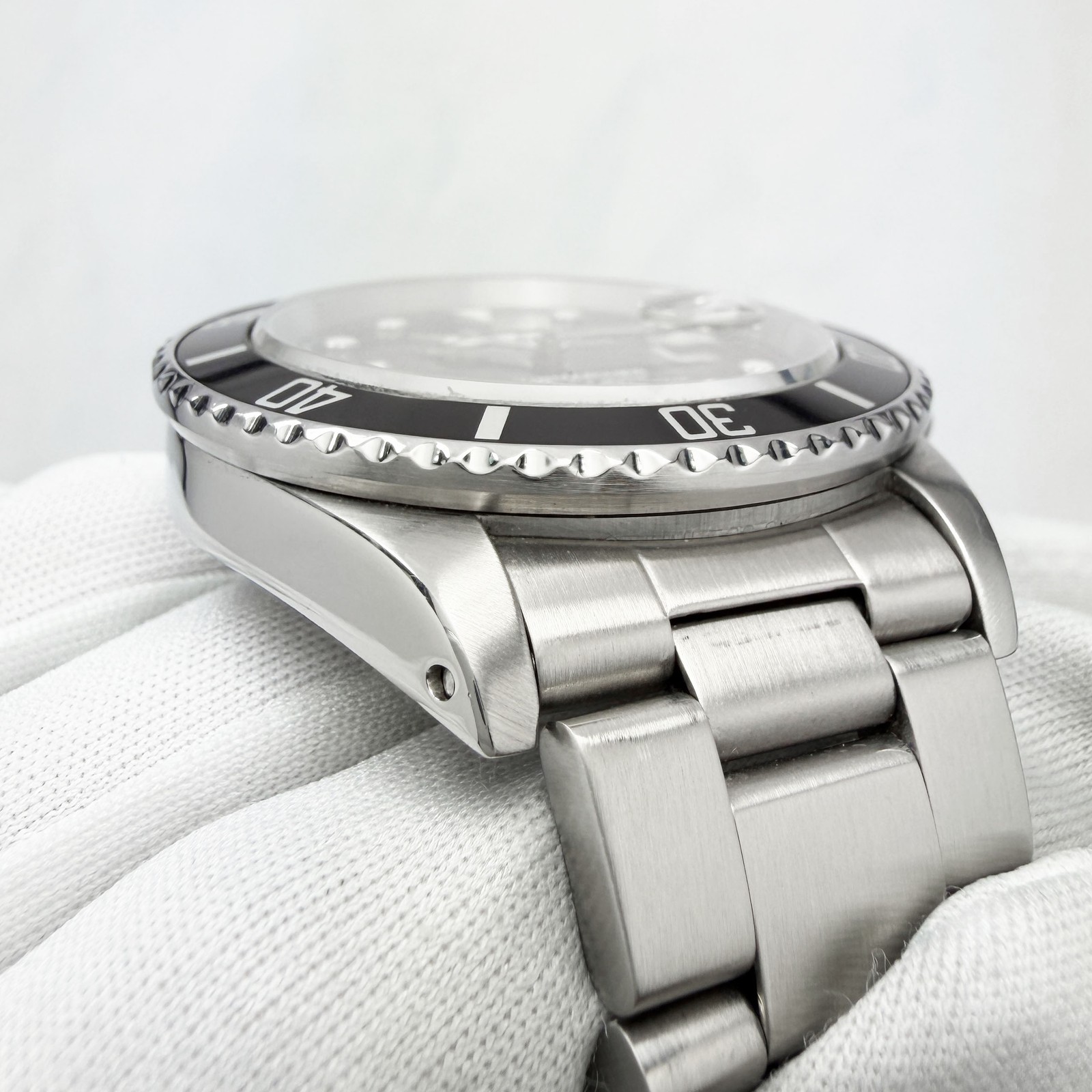 1987 Rolex Submariner Date 168000 40MM Black Dial Stainless Steel