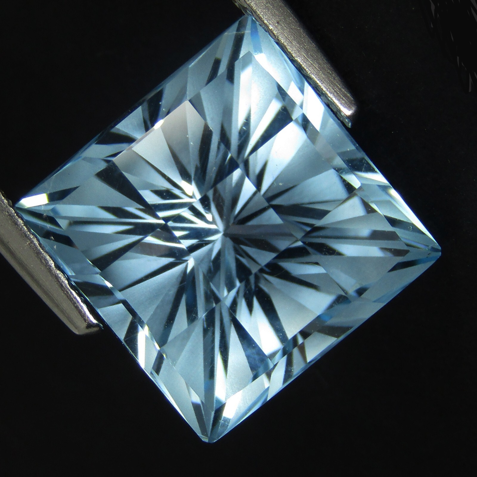 11.30Cts Glorious Natural Sky Blue Topaz 11.2mm Pixel Cut Loose Brazil Gemstone