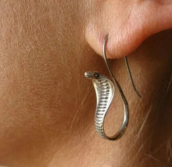 Elegant Silver King Cobra Snake Earrings, Fashion Jewelry Charm Hook Earrings